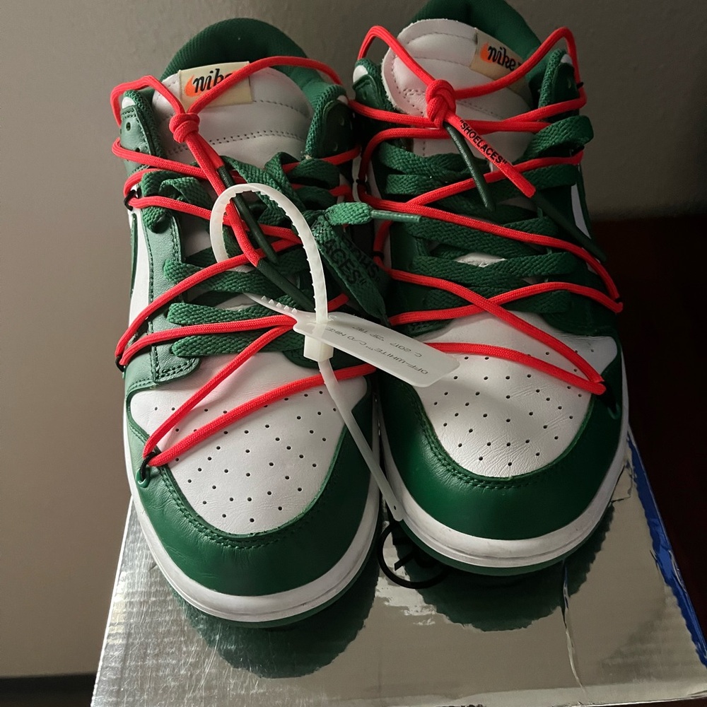 Off-White x Dunks Low “Pine Green”